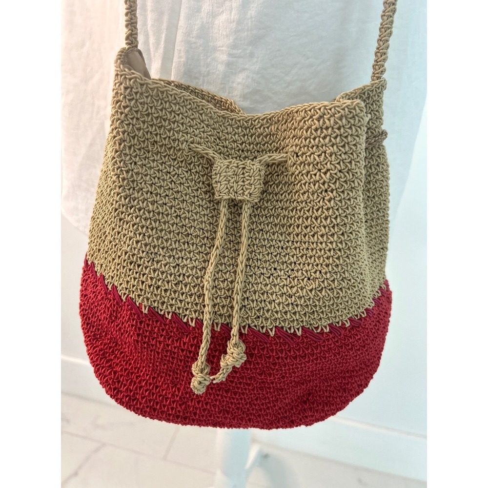 Carlo D'Santi Crochet Bucket Bag Tan Red Color Block Drawstring Crossbody Boho